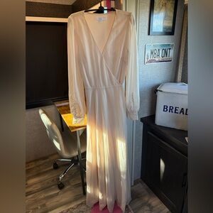 Lulu's Cream Long Sleeve Dress